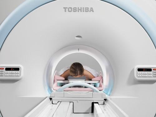 The Toshiba Titan 3T MRI system using a MRI breast coil.