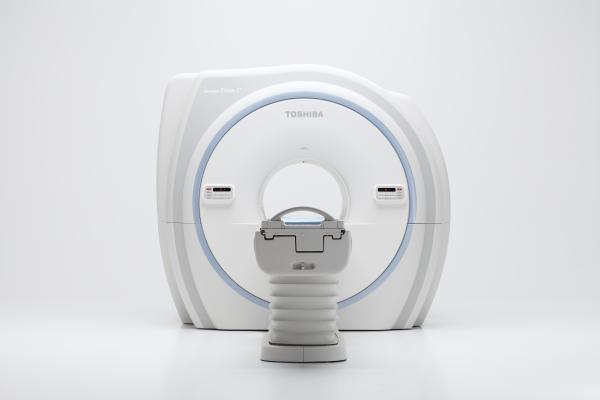 Toshiba, Vantage Titan 3T MRI, intelligent Solution, iS Edition, RSNA 2015