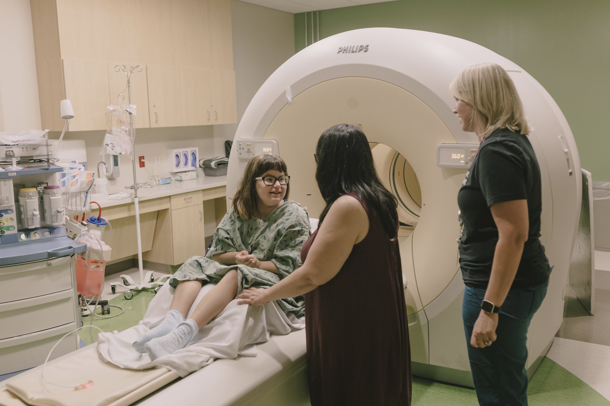 Diagnostic equipment has special pediatric features, and includes a range of dose management settings that can be calibrated for safe use on infants, children and adolescents.
