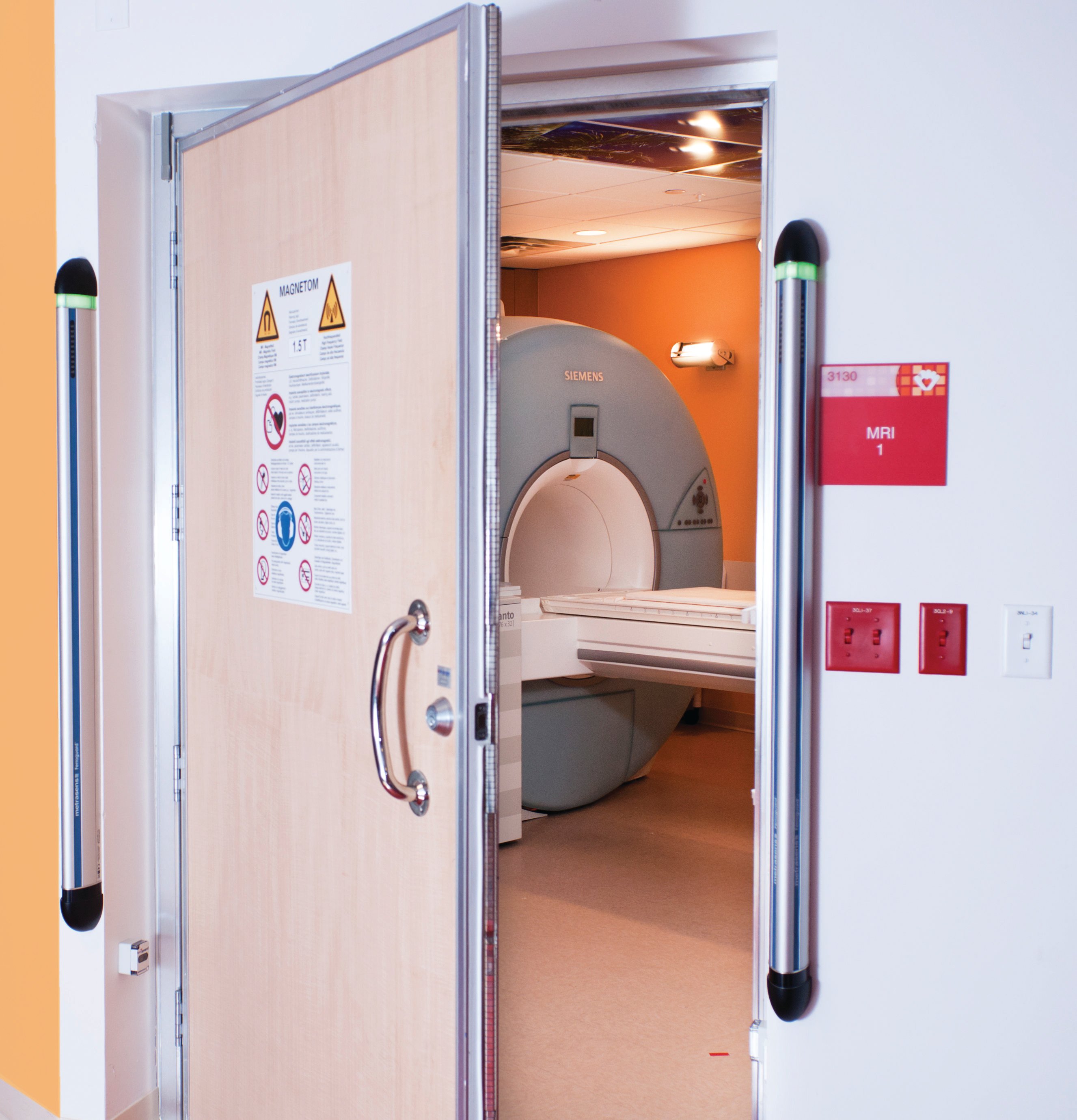 Ensuring that the FMDS for MRI safety is mounted outside Zone IV provides maximum early warning.  