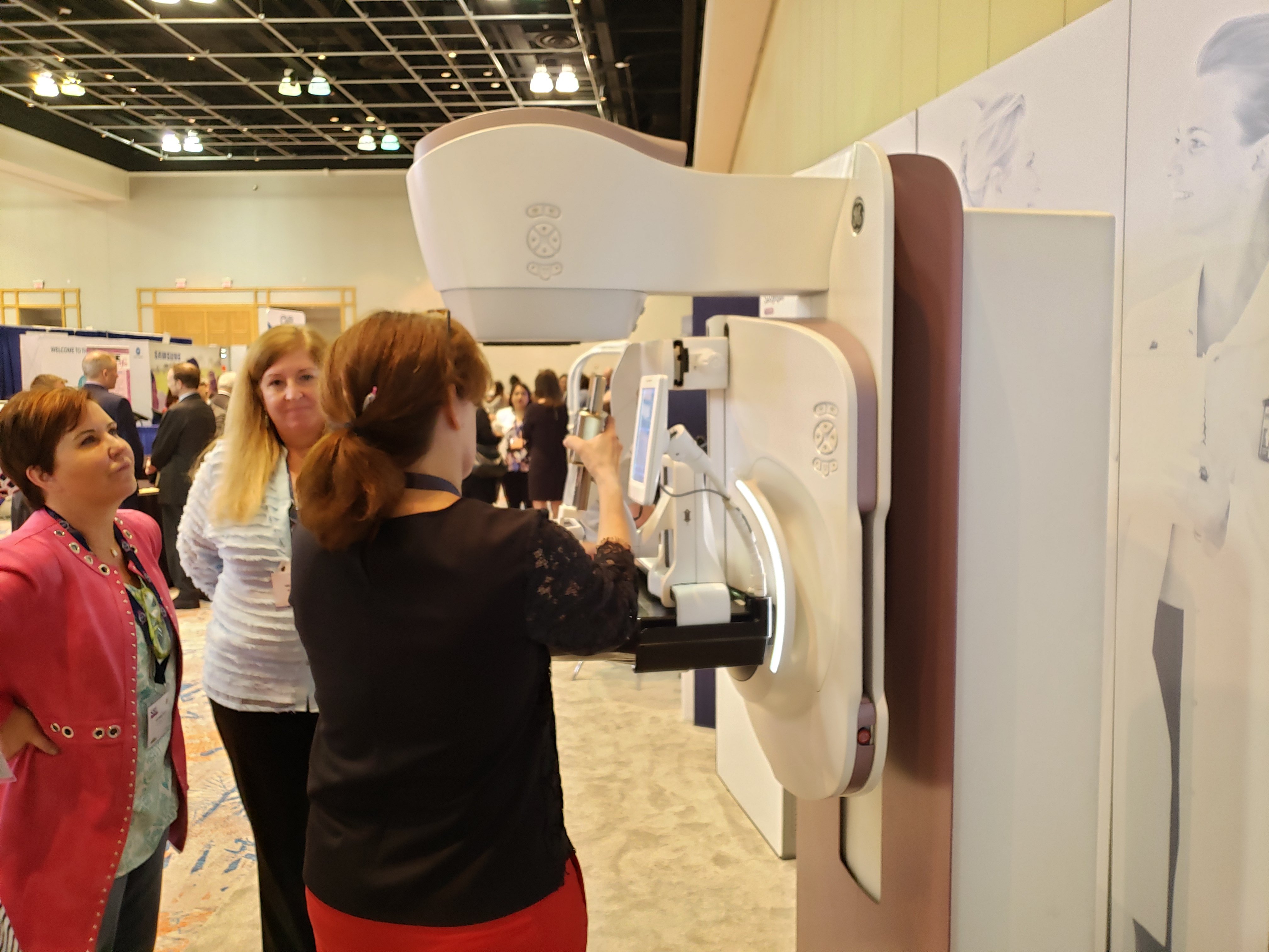 GE Healthcare showcases Senographe Pristina with its add-on-biopsy kit at the breast imaging symposium