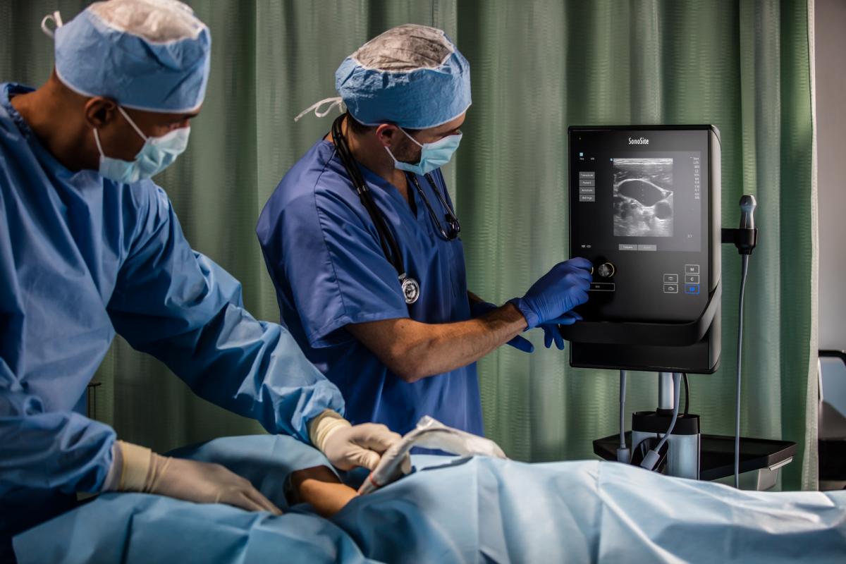 Use of a POCUS Fujifilm Sonosite system to gain vascular access for a catheter based procedure.