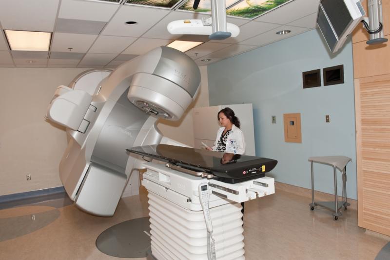 The center utilizes Varian TrueBeam image guided radiotherapy units for cancer treatment.