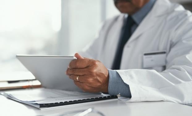 When Patients Read Radiology Reports First