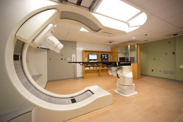 A treatment room equipped with IBA’s compact Proteus One solution, comprising the latest technology of image guided, intensity modulated proton therapy. 