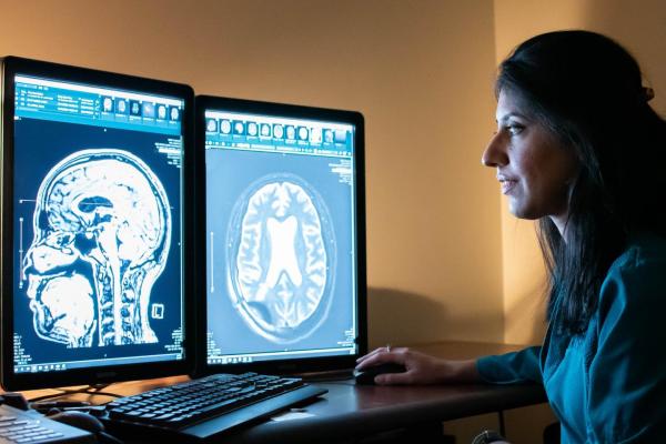 A new study by Rashi Mehta--a researcher with the WVU School of Medicine and Rockefeller Neuroscience Institute--finds that focused ultrasound may induce an immunological healing effect in the brains of Alzheimer's patients.