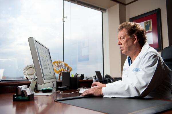 More Than 100,000 Healthcare Providers Using EMRs