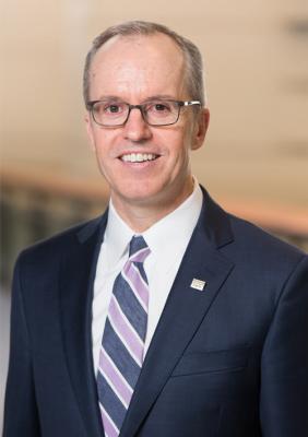Кертис П. Ланглотц, доктор медицинских наук, Стэнфордский университет, возглавил в 2023–2024 годах пост президента Радиологического общества Северной Америки, RSNA.