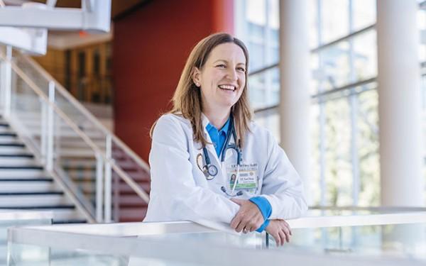Kathryn A. Gold, M.D., associate clinical professor at University of California San Diego School of Medicine, presented data showing an increase in people diagnosed with advanced stage breast cancer in 2020 and 2021, compared to 2019.