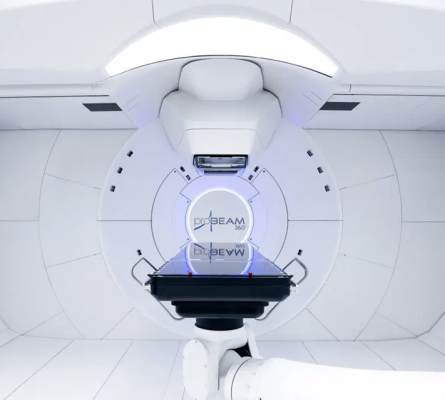First experience of proton Flash therapy in the clinic appears promising for future clinical trials 