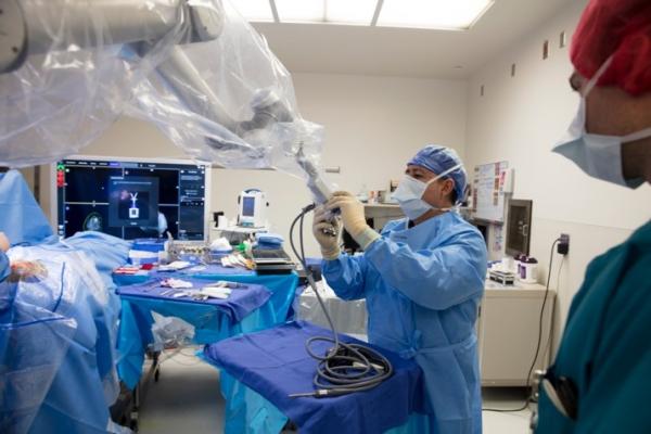 Cedars-Sinai, Brightmatter Guide, 3-D imaging, neurosurgery