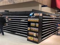 No bread available at a Meijer store in the Chicago western suburbs due to a run of groceries after Illinois implemented shelter in  place orders in mid-March. Photo by Chaya Margaret Levi-Roth.